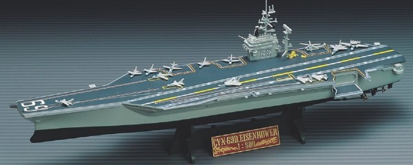 Byggmodell krigsfartyg - USS Eisenhower - 1:800 - Academy