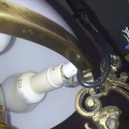 Taklampa med Fotogen och EL i gjutjärn Vansbro , 3 ljushållare, 15 prismor 233310 - Bild 2