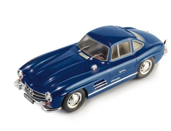 Byggmodell bil - Mercedes Benz 300 Sl Gullwing - 1:24 - Italieri