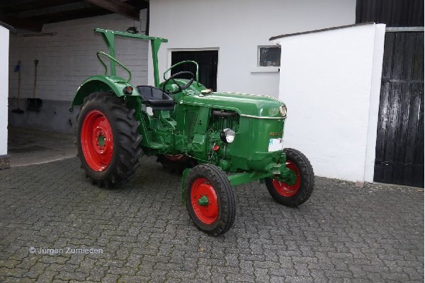 Byggmodell Traktor - Deutz D30 - 1:24 - Revell
